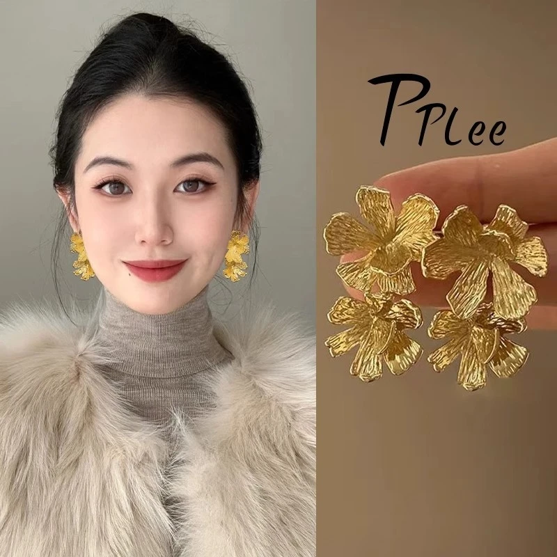法式金色花朵耳钉感轻奢小众设计百搭温柔耳环女