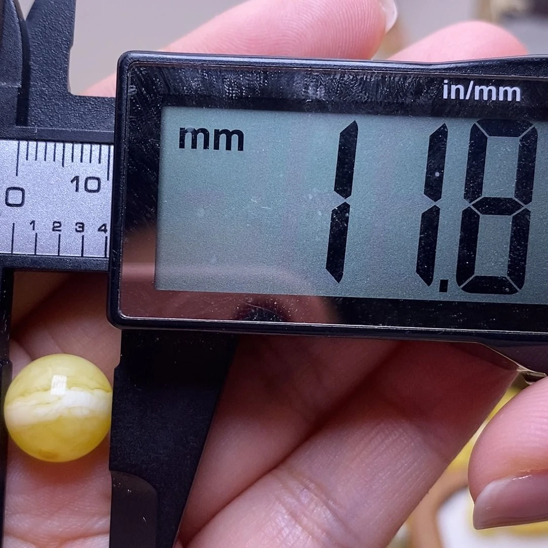 未镶嵌琥珀裸石蜜蜡圆珠微粉