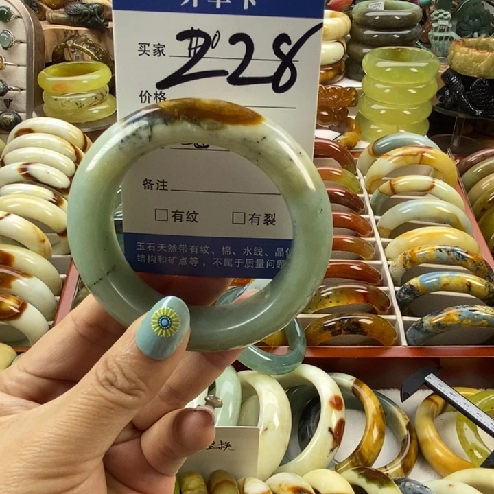 岫玉未镶嵌手镯56