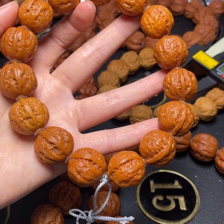把件文玩核桃粗筋小光头