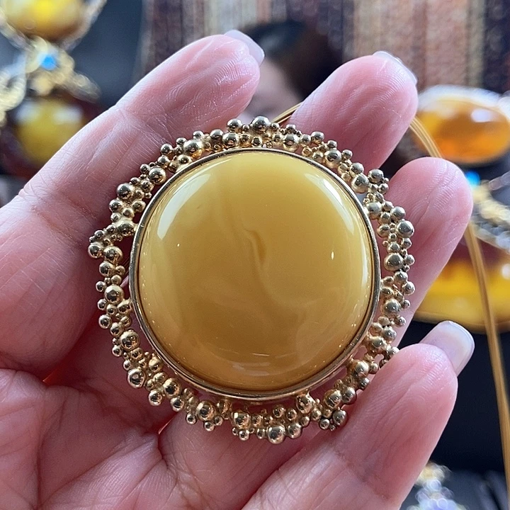 琥珀银S925镶嵌颈饰吊坠