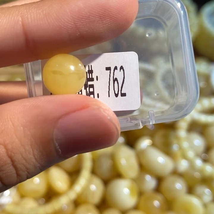 琥珀未镶嵌珠宝奇石762