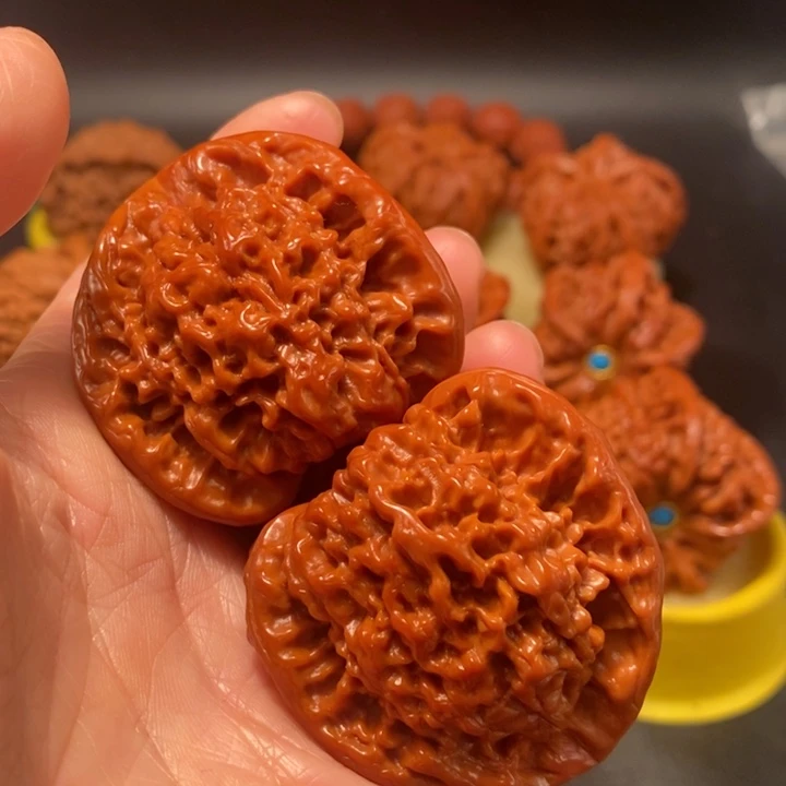 魔***才猴头核桃吊坠工艺核桃
