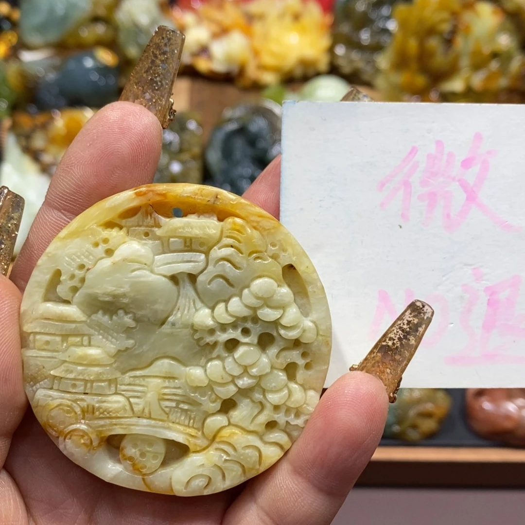蛇纹石玉颈饰未镶嵌