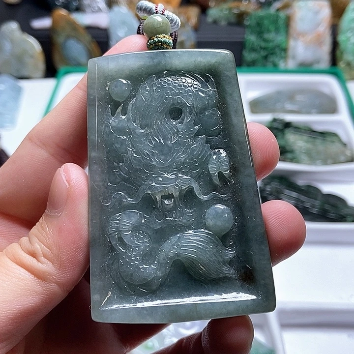 翡翠未镶嵌颈饰翡翠a货