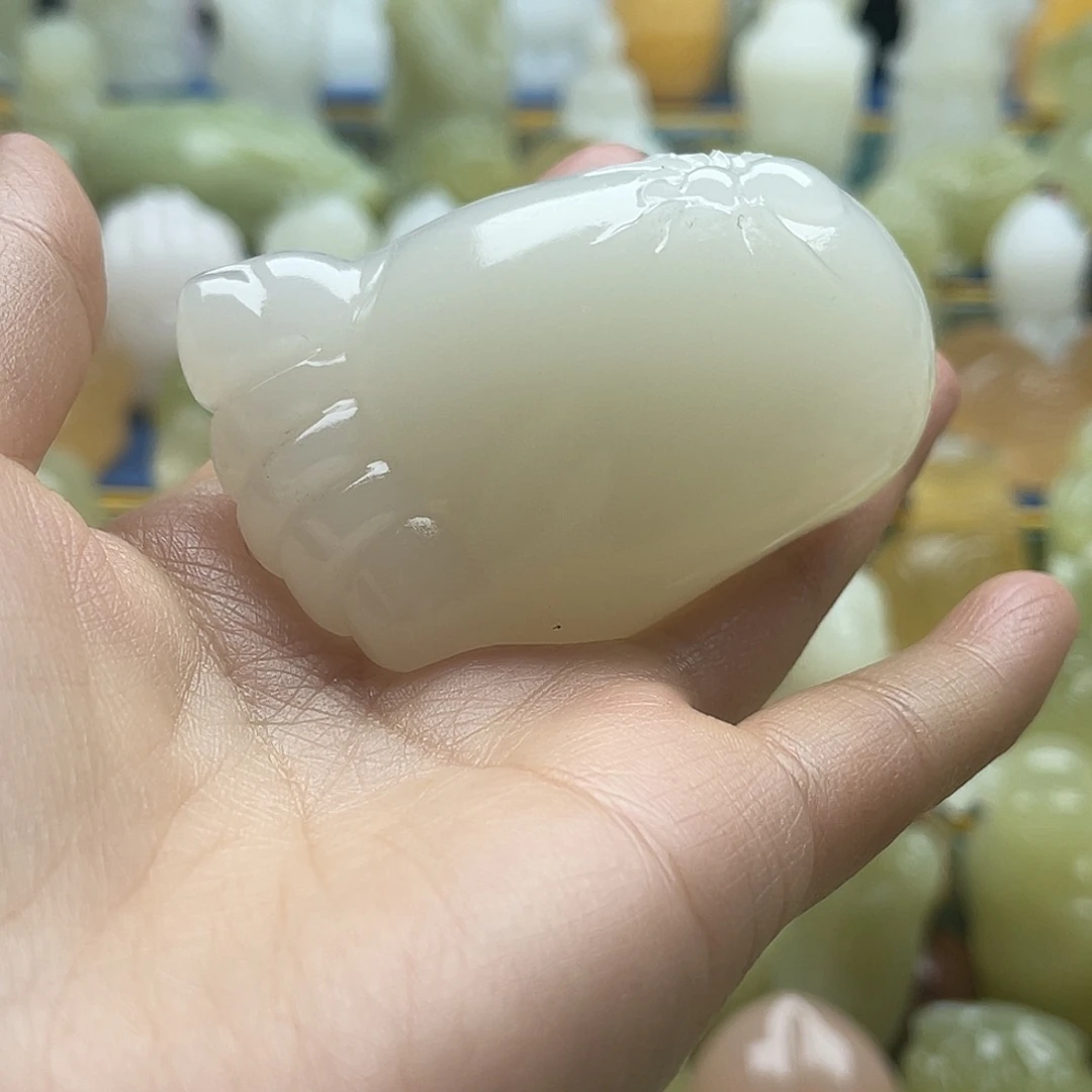 用***3玉天然桌面小摆件