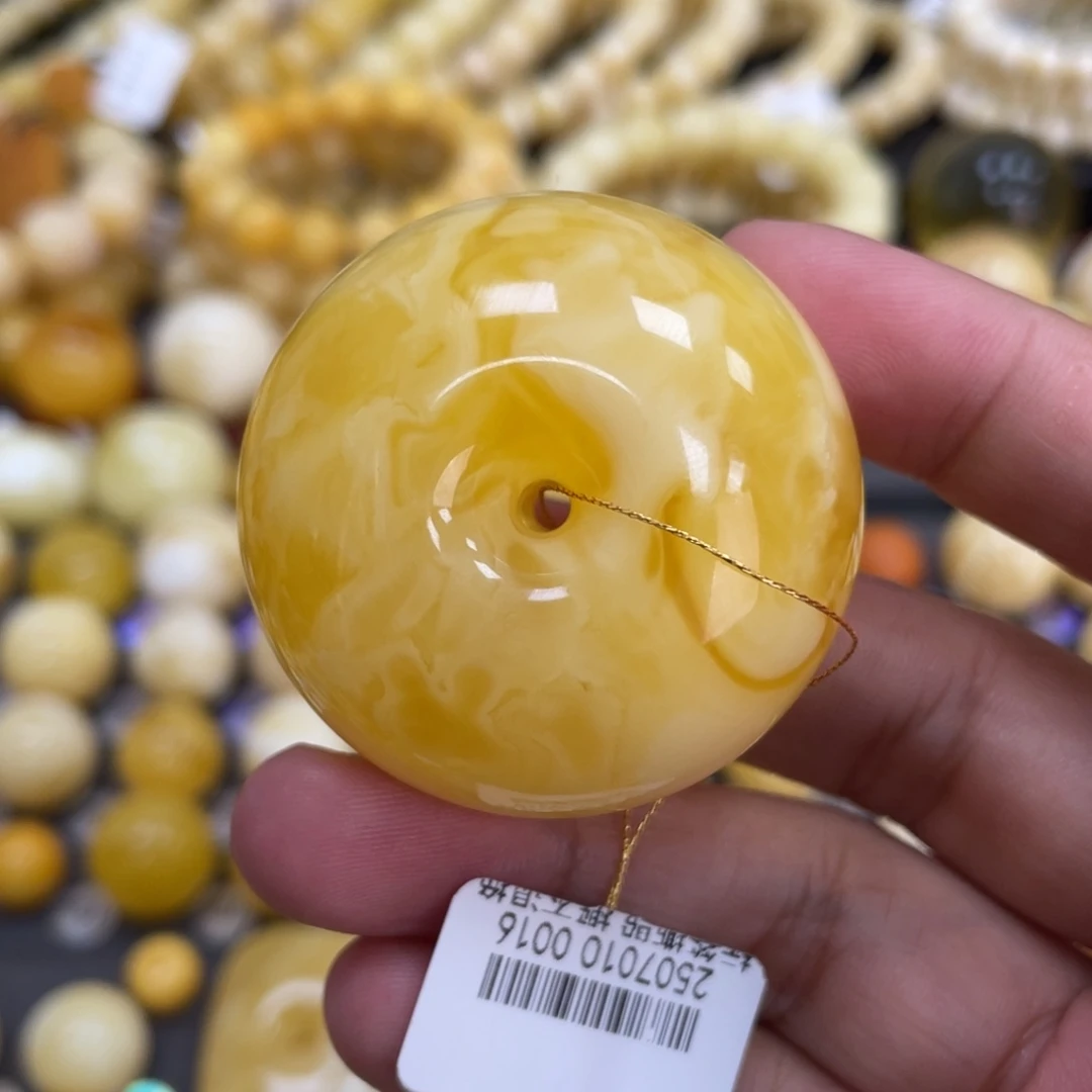 @***蘋未镶嵌蜜蜡裸石42*27mm焦皮