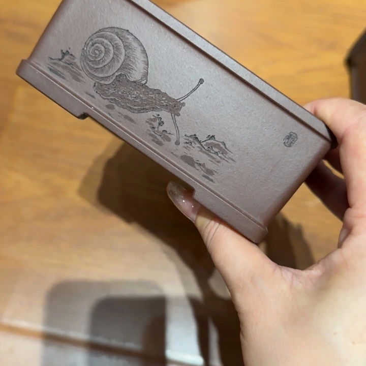 C***n紫砂花瓶半手工制作