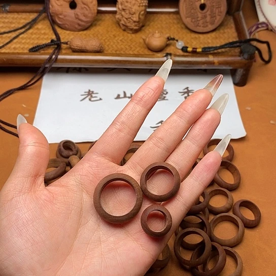 檀香木手串/手链戒指三件套（瑕疵）