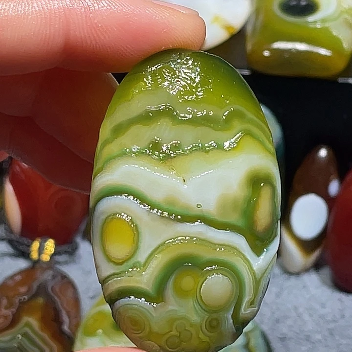 未镶嵌玛瑙/玉髓珠宝奇石