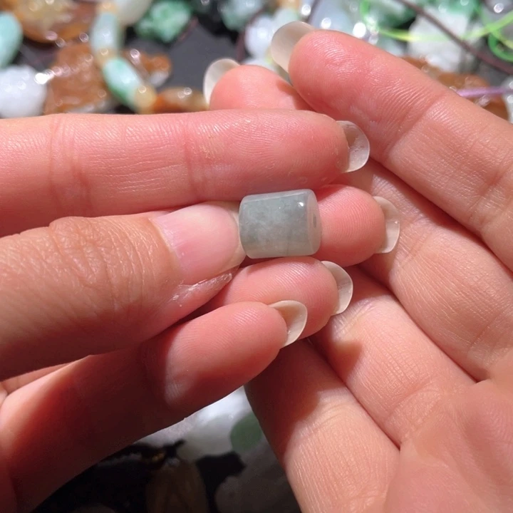 【闪购商品】翡翠颈饰未镶嵌禾*天然翡翠