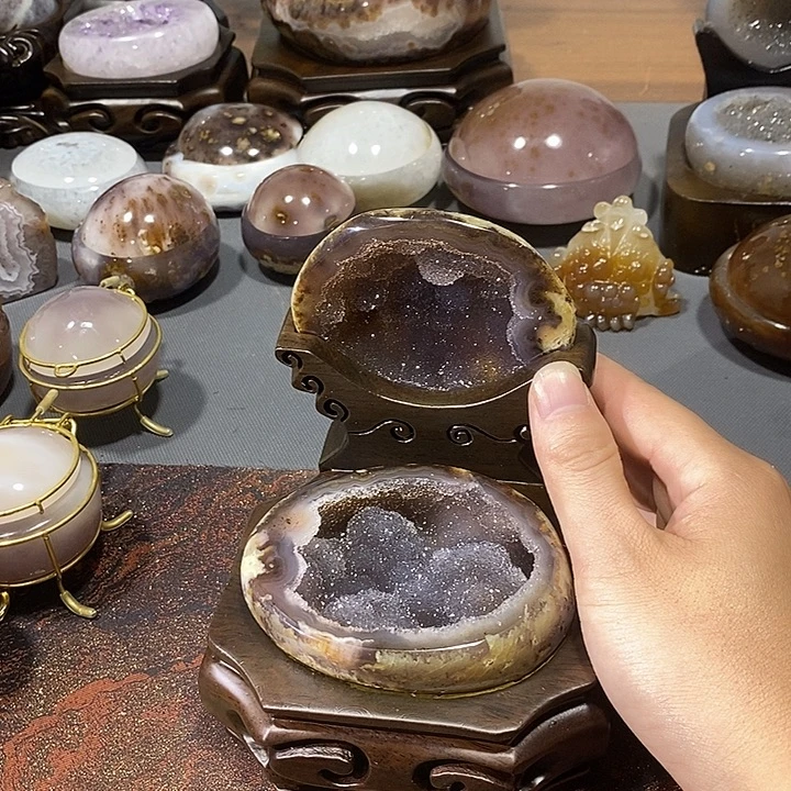 摆件未镶嵌水晶聚宝盆