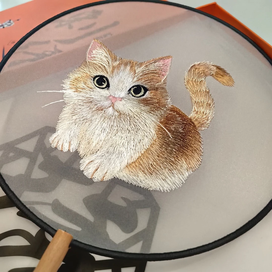 苏绣双面绣猫咪团扇古风刺绣扇子百搭古典舞蹈扇