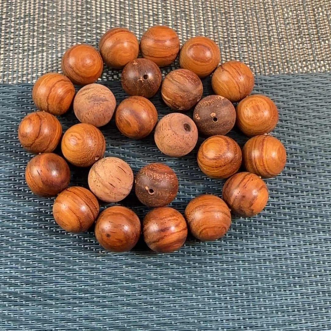 木华****c海黄老康单圈1.5手串