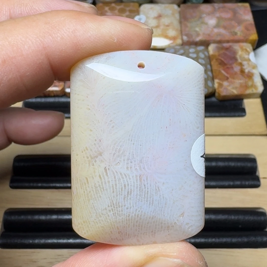 硅化玉纯天然色有机玉石未镶嵌