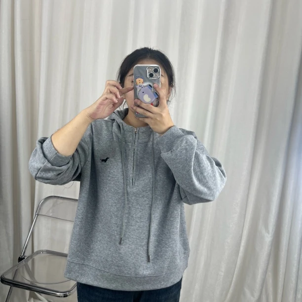 娜娜同款卫衣➕牛仔裤