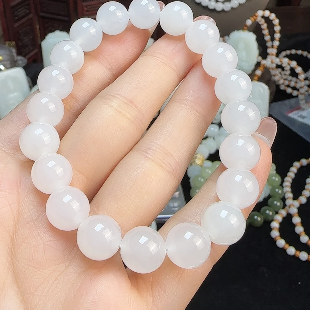 和田玉未镶嵌颈饰定制发货