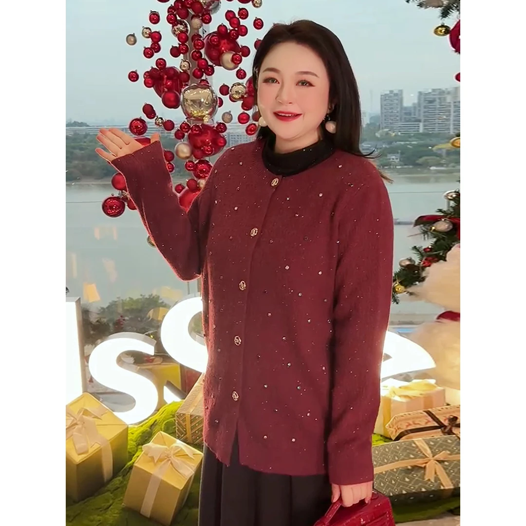 【新年红色毛衣外套】MsShe大码女装新春氛围钉彩钻珠片J~B2412009