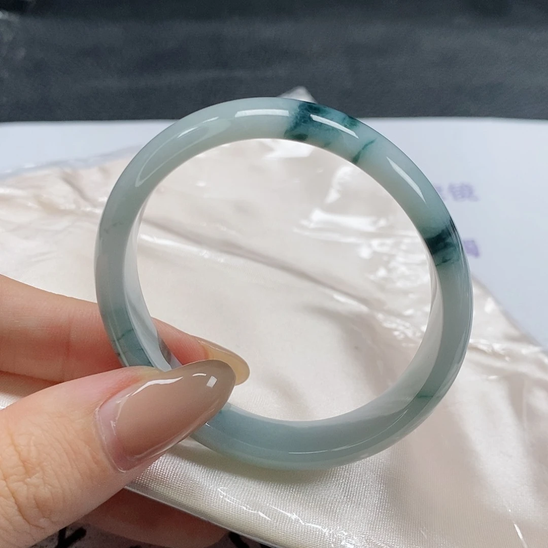 【闪购商品】翡翠手镯（贵妃镯）未镶嵌394号