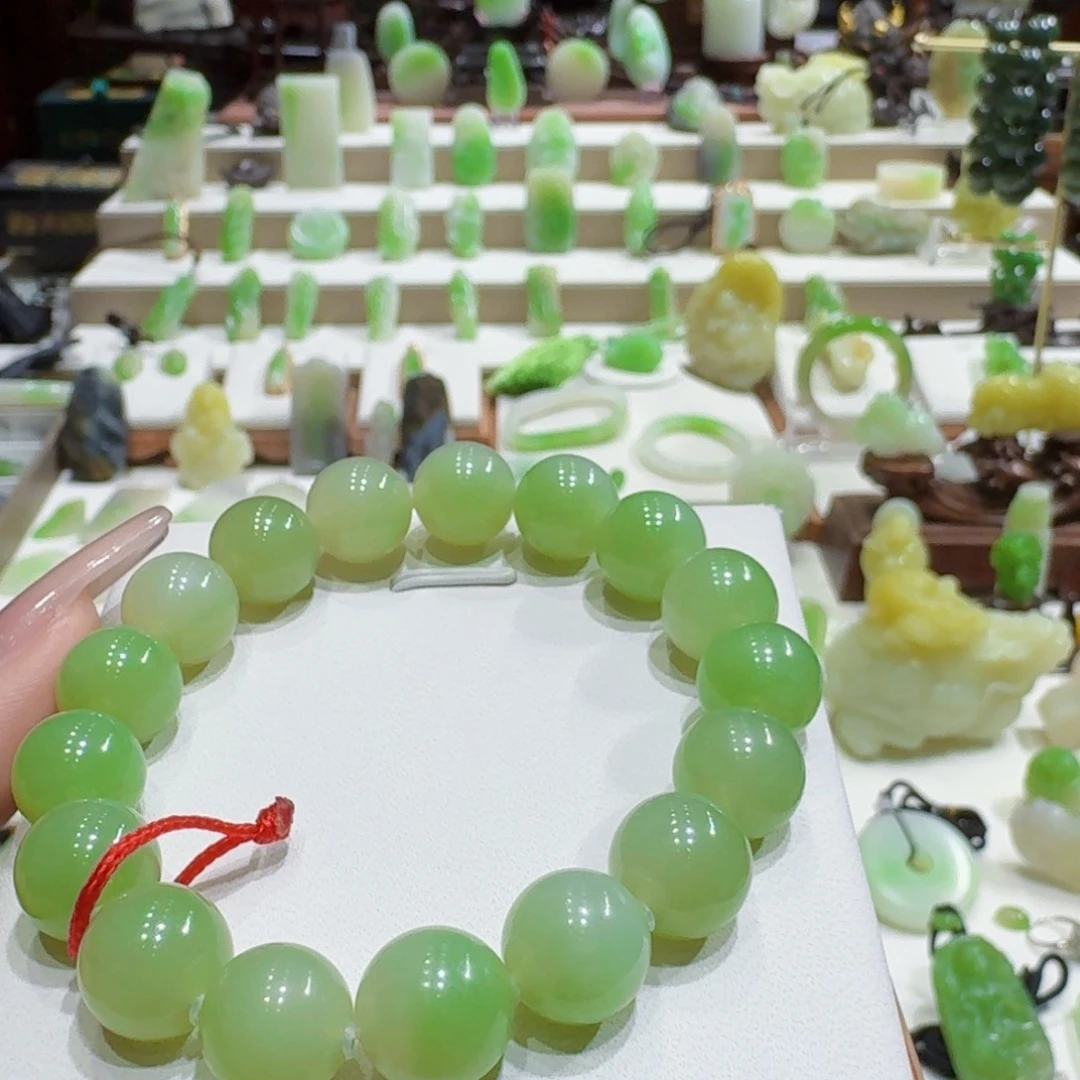 和田玉（翠青玉）未镶嵌挂件翠青卡12