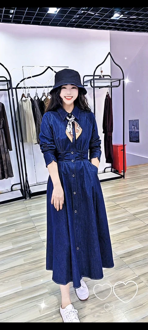 春秋薄款牛仔连衣裙