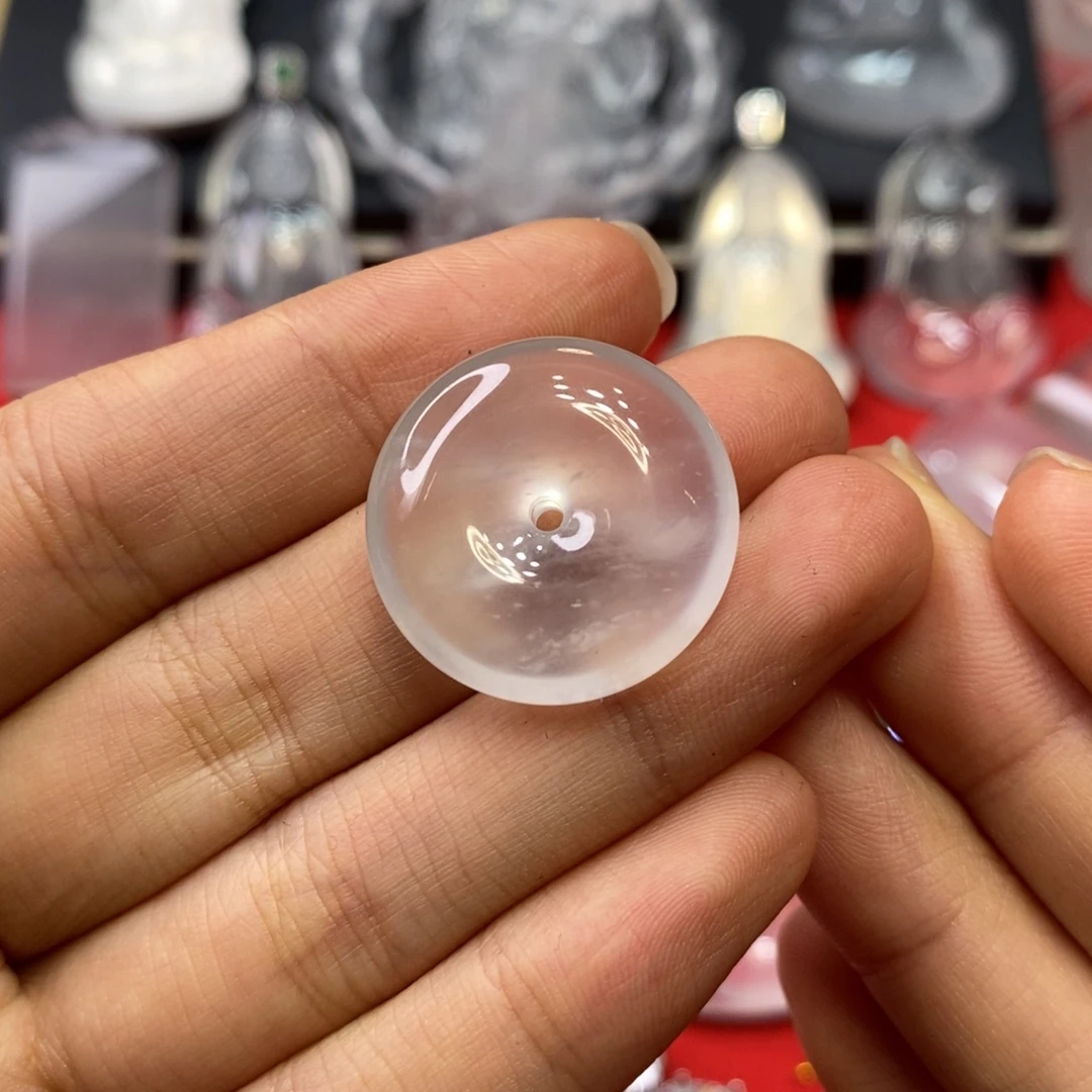 石英质玉未镶嵌吊坠