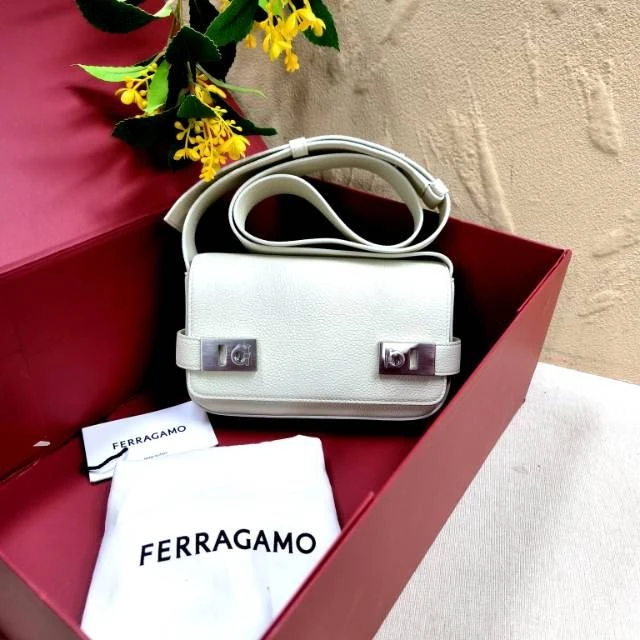 未使用/菲拉格慕/C14039939212/包包
