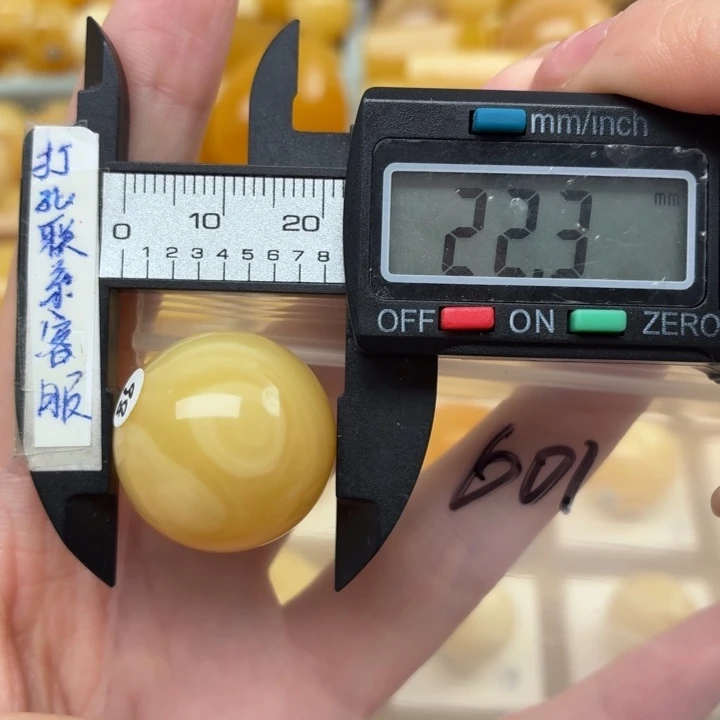未镶嵌蜜蜡裸石学**剧蜜蜡