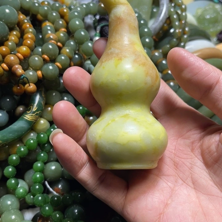 岫岩河磨玉（透闪石质玉）未镶嵌手链