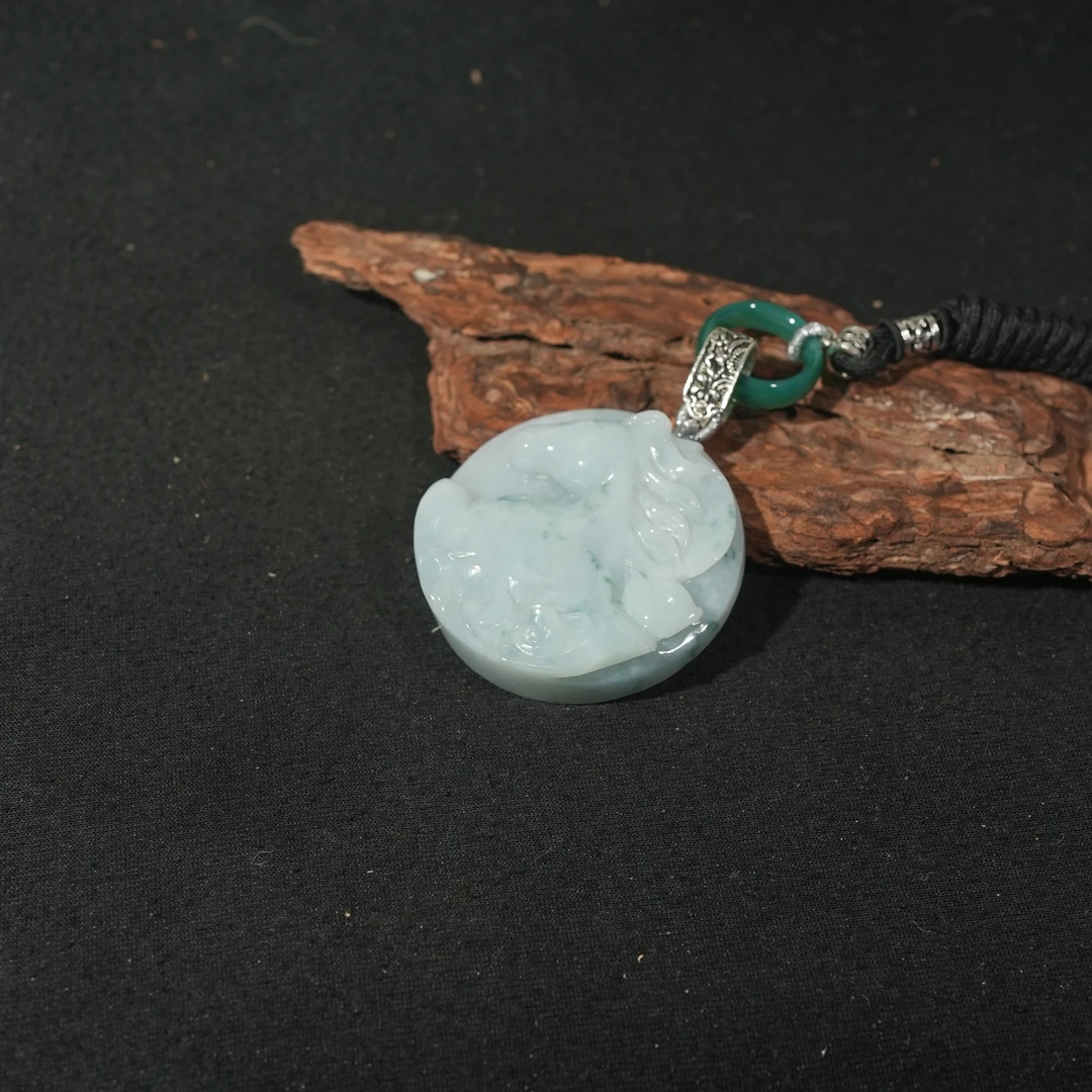 12.8香港王老板-翡翠吊坠t4173