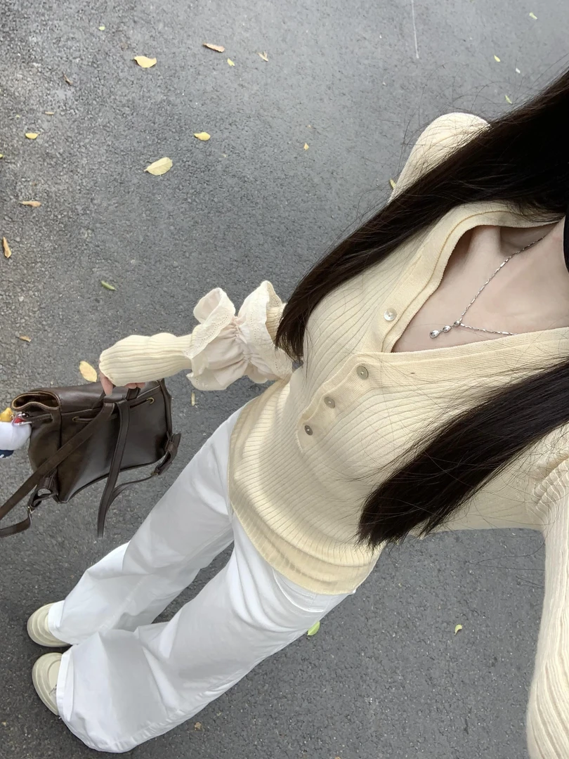 韩系早秋季黄色v领针织衫上衣女装2025新款修身显瘦收腰套头毛衣