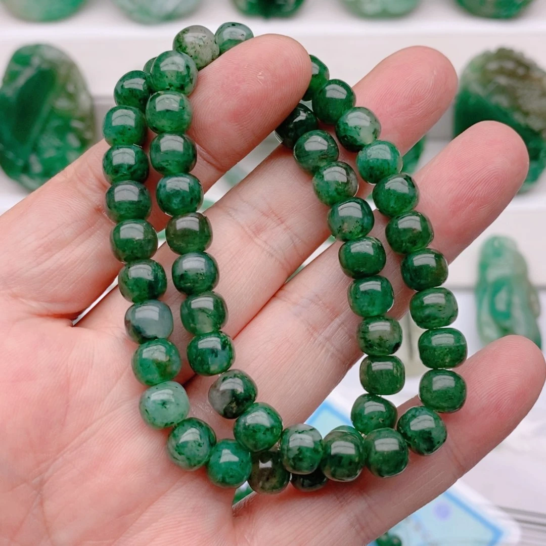 独山玉未镶嵌颈饰山*经