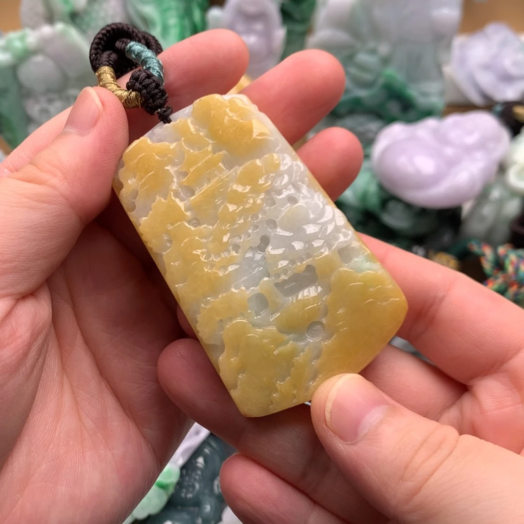 吊坠(不含链)未镶嵌翡翠