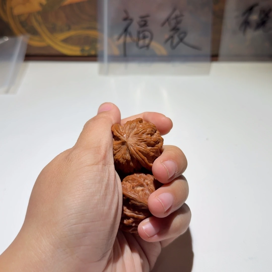 程***锦文玩核桃吊坠随机核桃