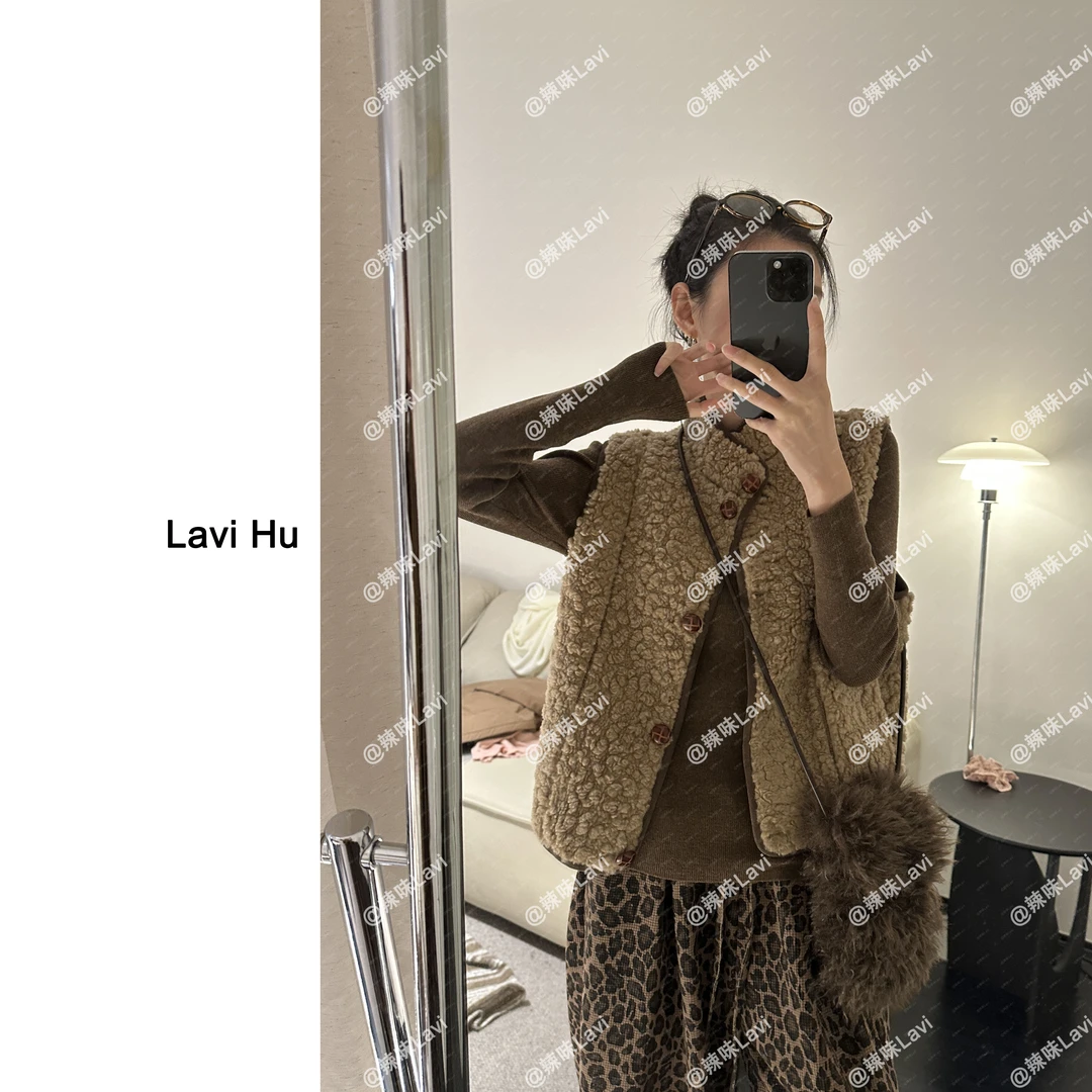 伦敦暖阳 正反两穿常规款宽松型冬季百搭韩系马甲LW5234