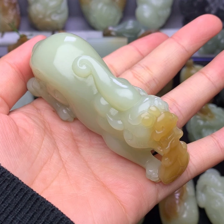 未镶嵌和田玉把件