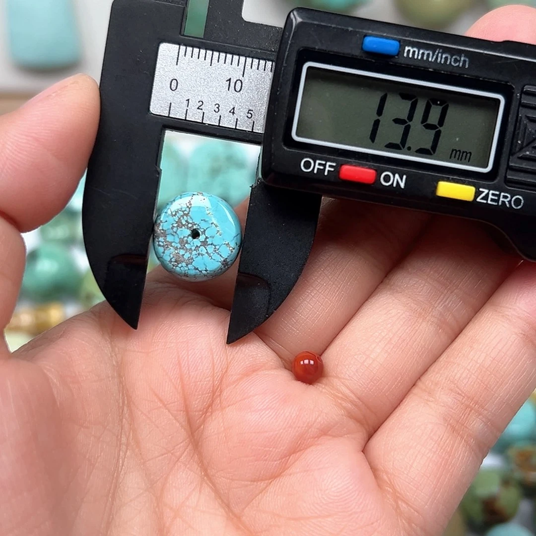 南红玛瑙未镶嵌珠宝奇石