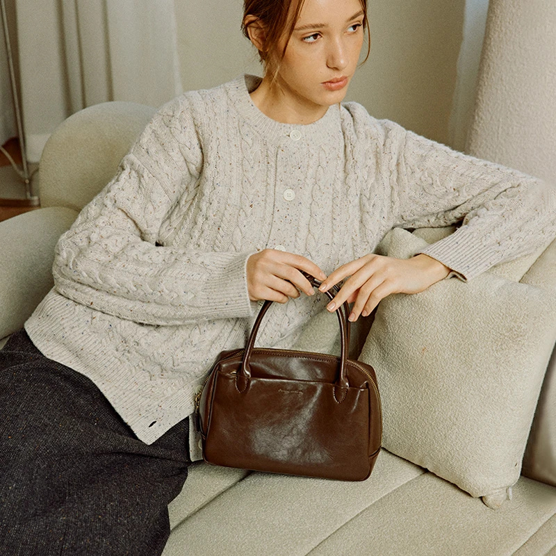 avalea葳里 法式复古牛皮波士顿小方包中号 时尚单肩手提女包F244