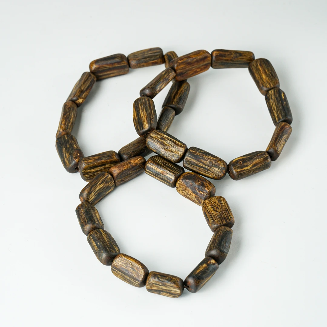 沉香【于同学】【国香】奇楠99分沉大桶珠多样性发货发其一M250325-03