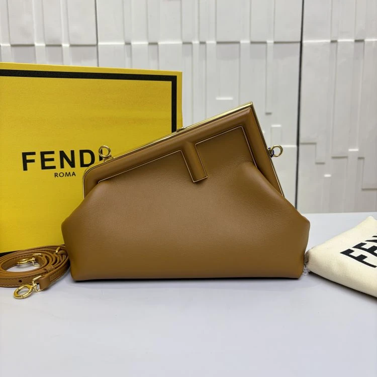 95新/芬迪/单肩包/C13341684007/[260103SSS]