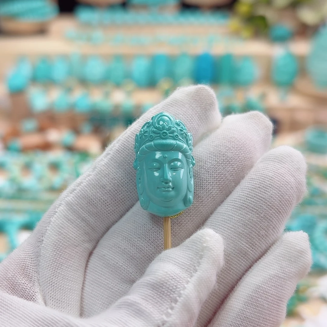 绿松石未镶嵌珠宝奇石