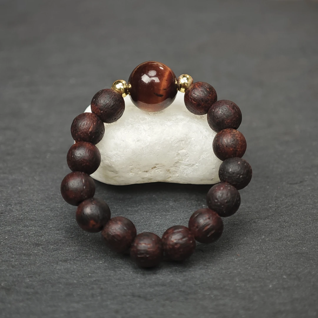 虎虎生威·虎眼石圆珠缅甸4mm降真香戒指/戒圈多样性发货 SJ228