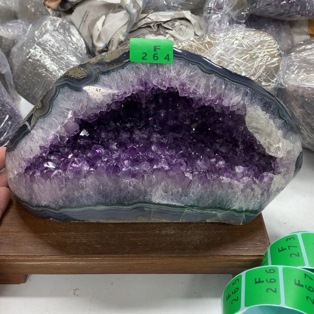 水晶大型摆件（非配饰）未镶嵌