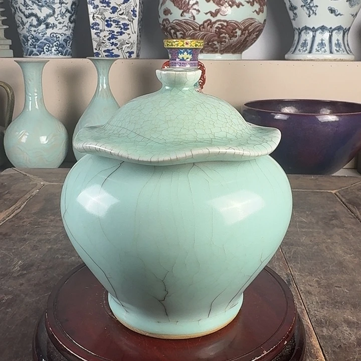 酷***살龙泉窑荷叶盖罐合作愉快