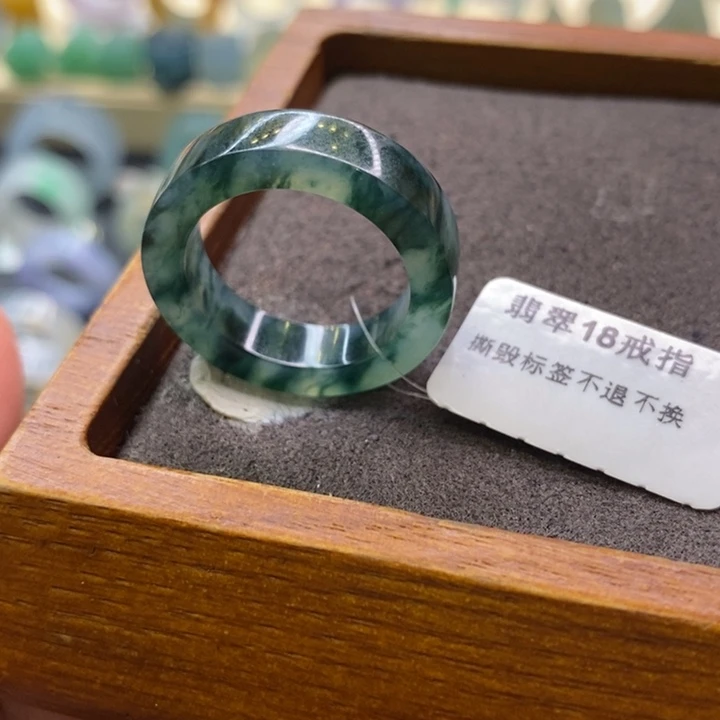未镶嵌定制翡翠翡翠