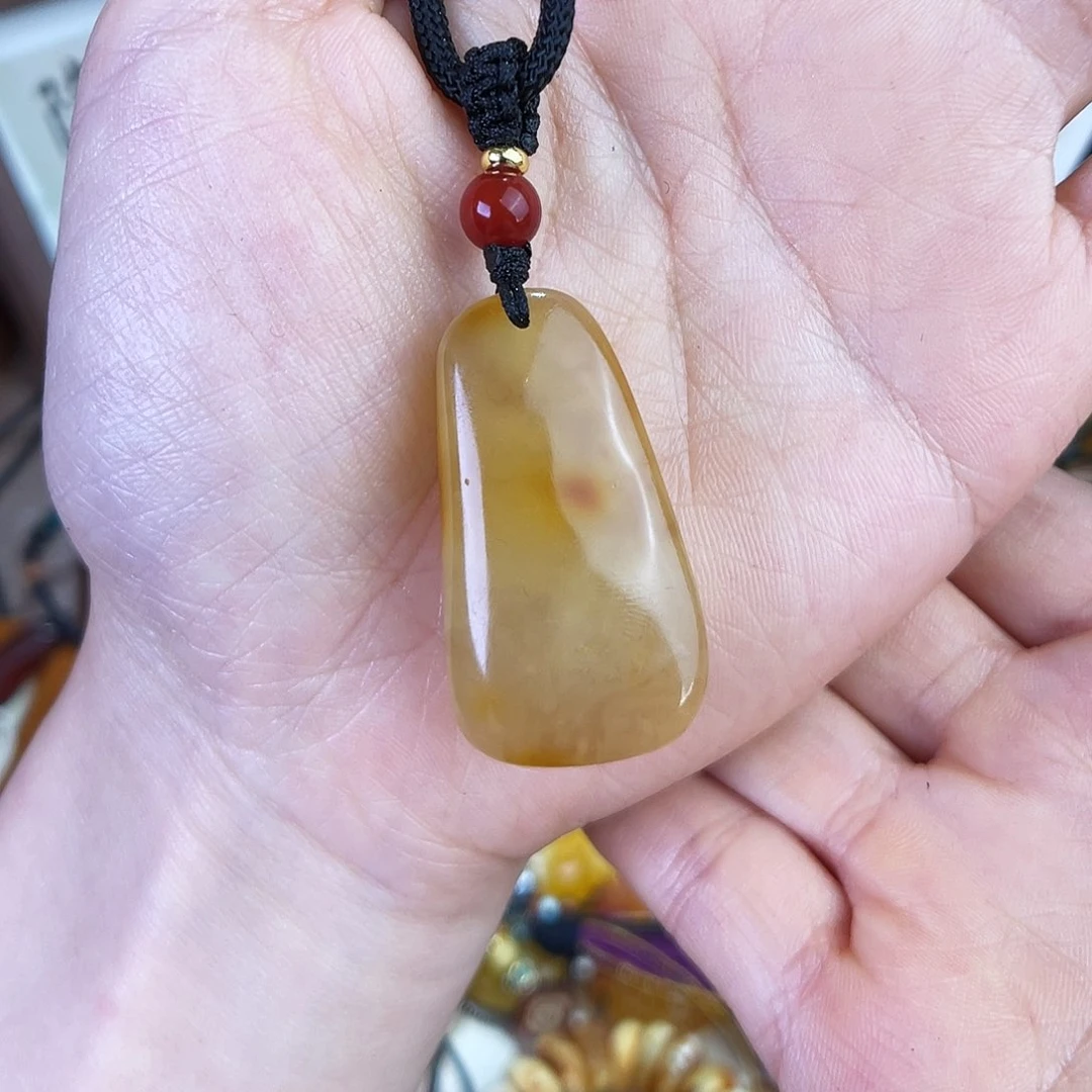 琥珀珠宝奇石未镶嵌，