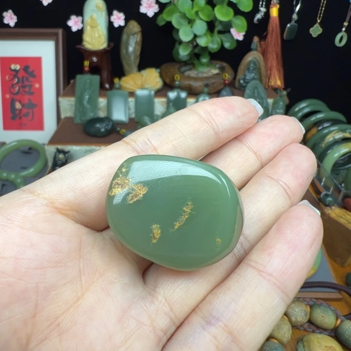 《***》岫岩河磨玉（透闪石质玉）未镶嵌把件