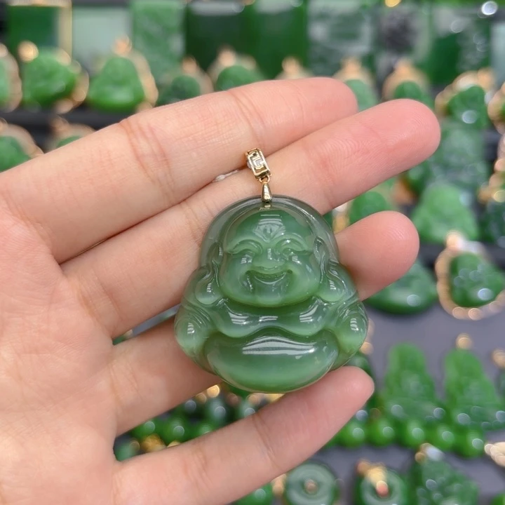 颈饰18K金镶嵌和田玉（碧玉）一线天粉青冰猫佛公35