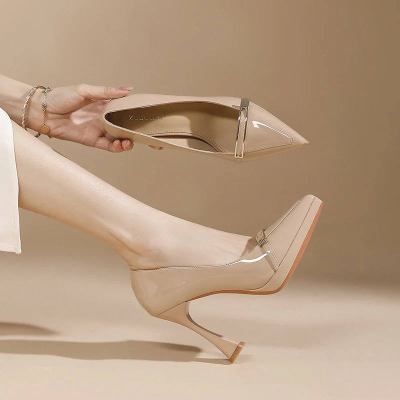 裸色仙女风配裙子的小高跟方头白色女鞋职业细跟高跟鞋2025高跟鞋