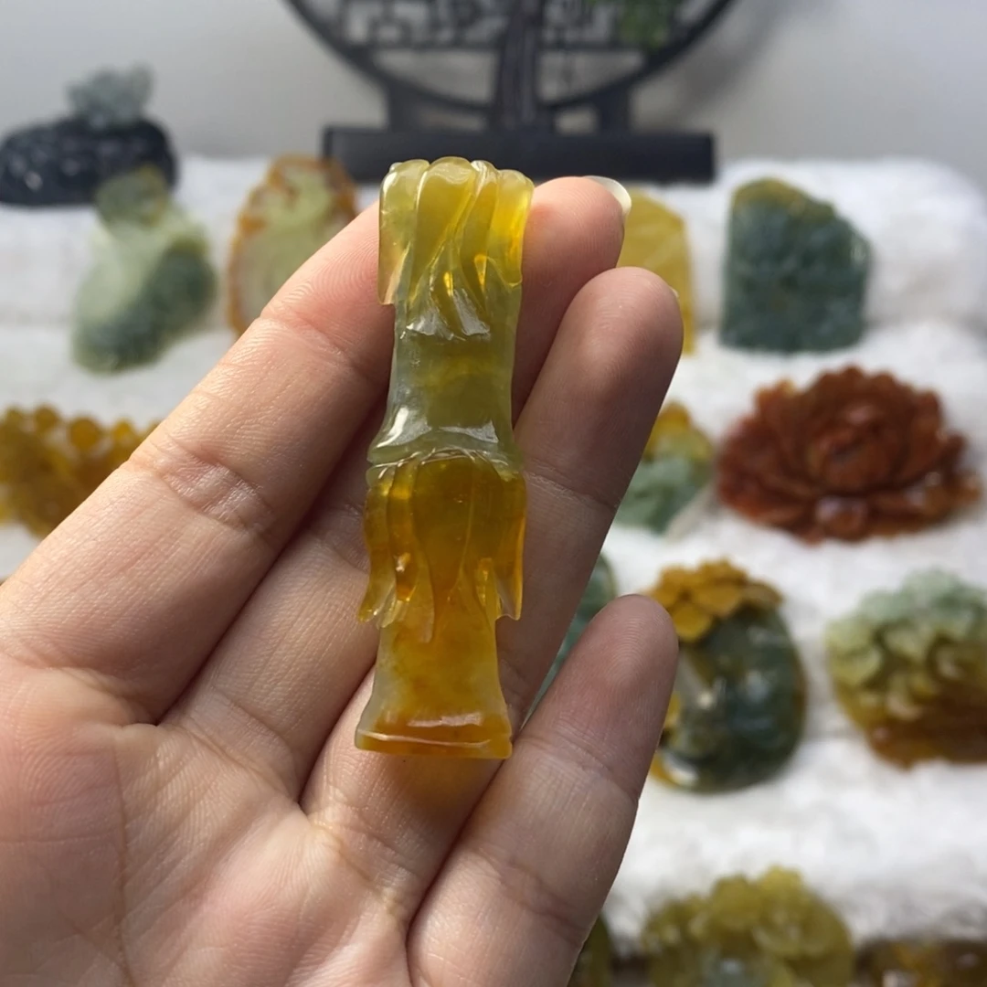 蛇纹石玉未镶嵌颈饰